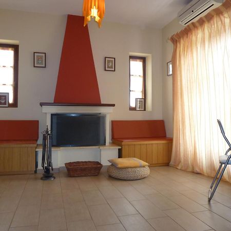 Karantonis House Apartment Leonídion Cameră foto